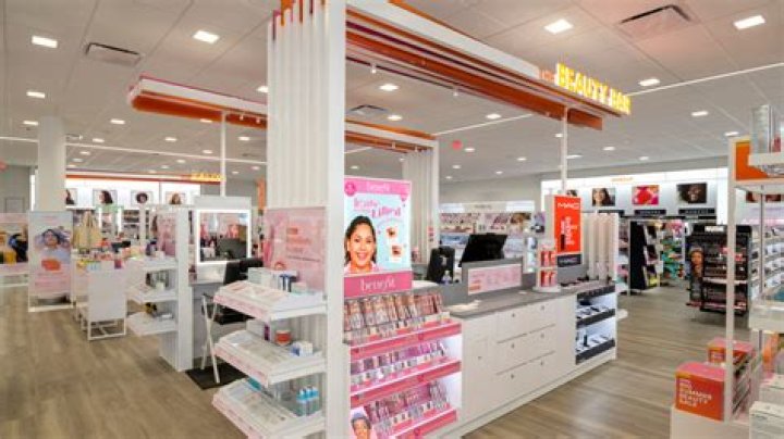 Does Ulta carry Smashbox?