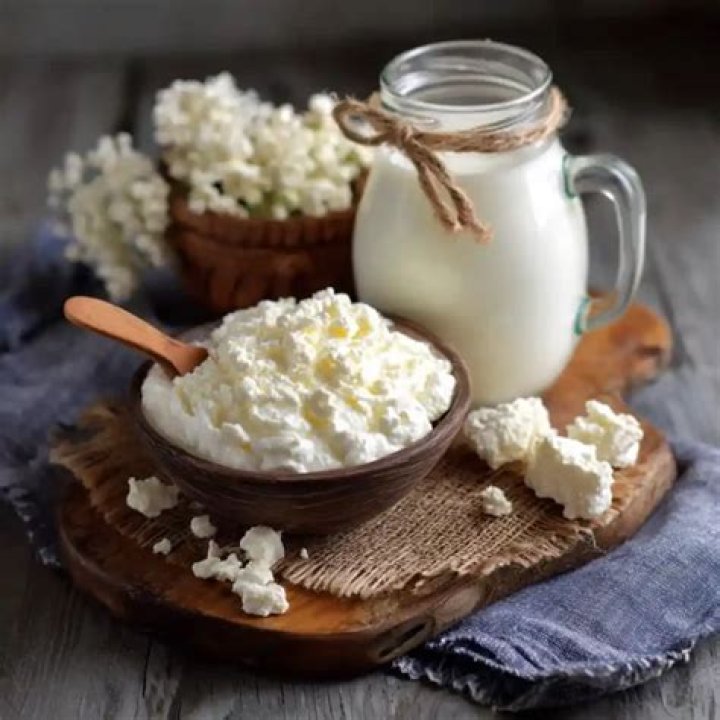 Who sells fromage blanc?